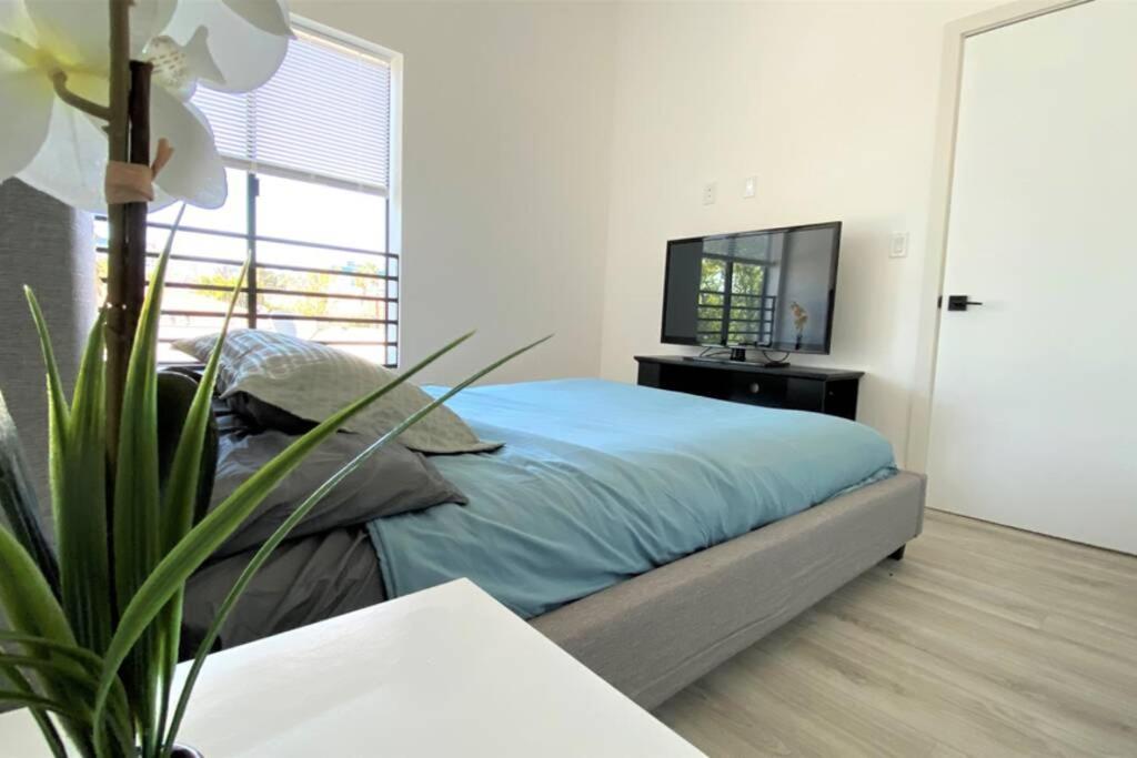הוילה לוס אנג'לס 3Bd/3Ba Modern Hollywood Townhouse With Private Rooftop מראה חיצוני תמונה
